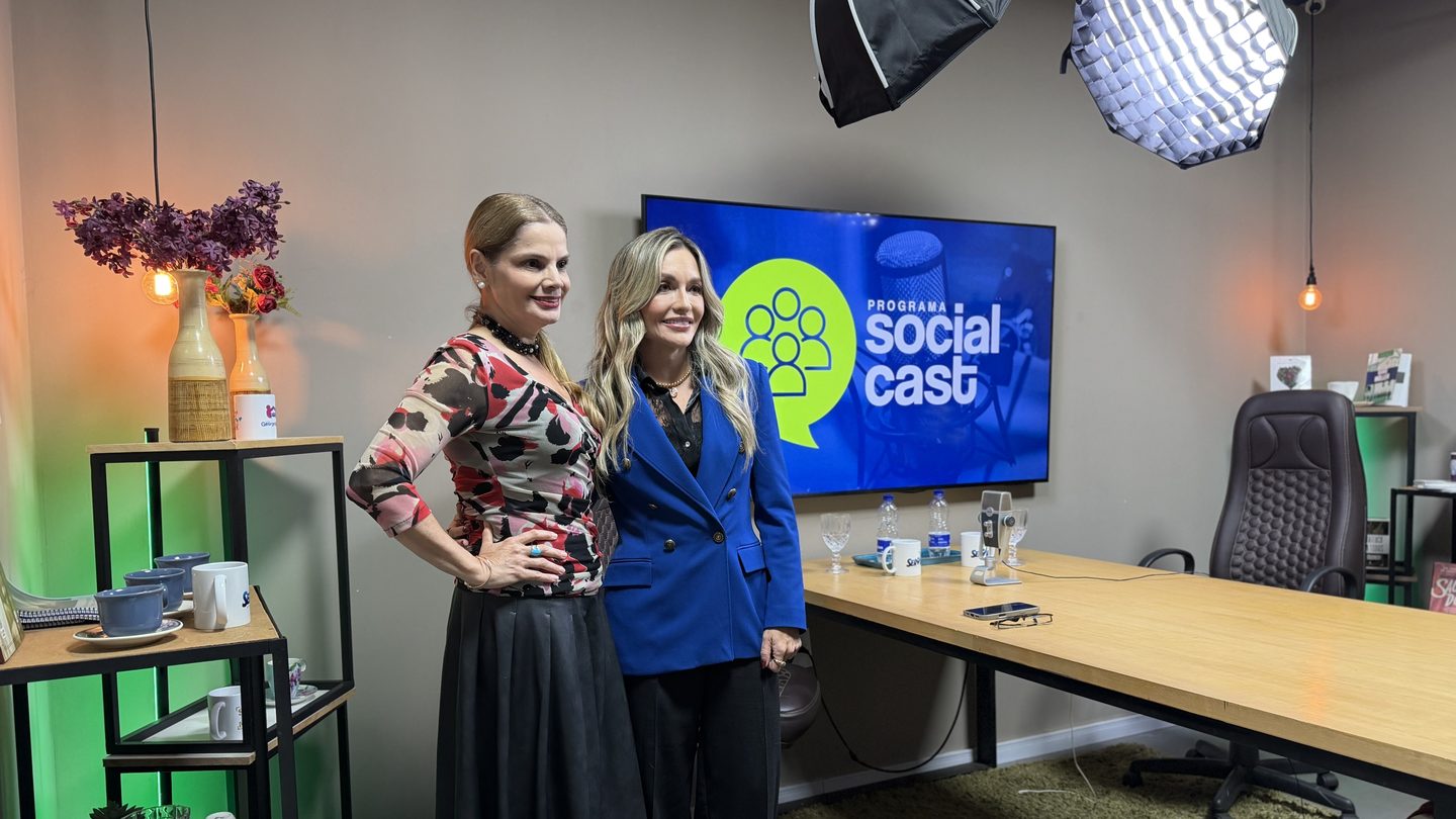 Ana Paula Schoriza durante gravação do programa Social Cast